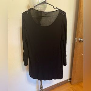 Cable and Gauge Women’s Long Sleeved Shirt